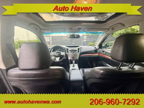 Used 2011 Subaru Outback 3.6R Limited w/ PWR Moonroof Pkg AWD/4WD image 11