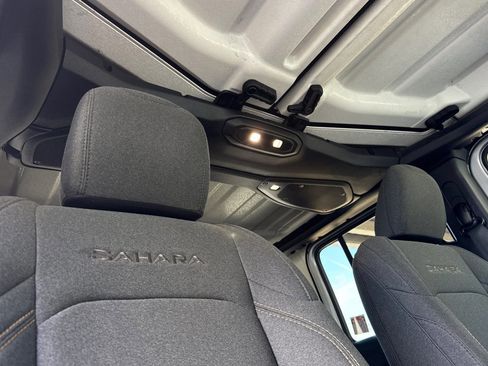 Used 2024 Jeep Wrangler Sahara image 23