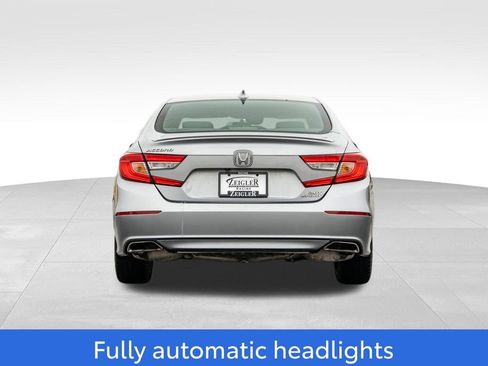 Used 2018 Honda Accord Sport image 6