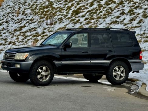 Used 2006 Toyota Land Cruiser V8 image 40