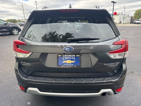 Used 2020 Subaru Forester Touring image 8