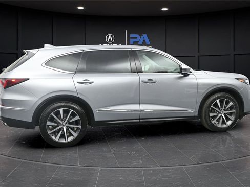 Certified 2026 Acura MDX FWD w/ Technology Package image 35