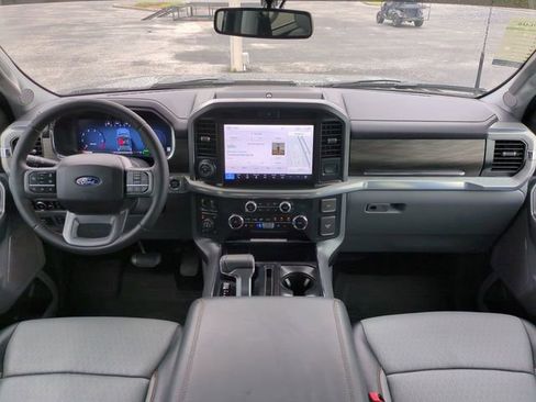 Certified 2025 Ford F150 Lariat w/ Equipment Group 501A Mid image 15