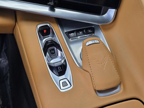 Used 2021 Chevrolet Corvette Stingray Premium Cpe w/ Battery Protection Package RWD image 13