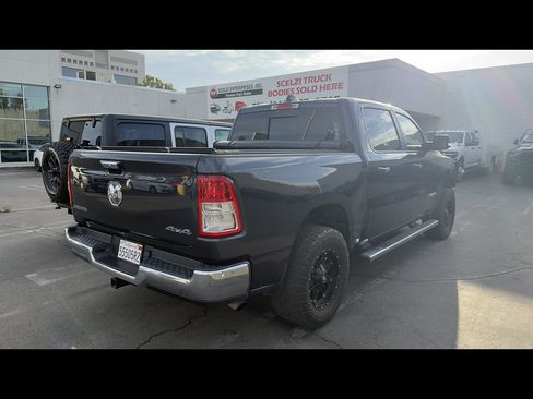 Used 2019 RAM 1500 Big Horn AWD/4WD image 3