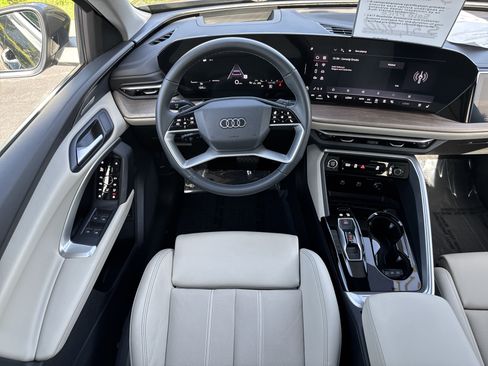 Used 2025 Audi Q5 Prestige AWD/4WD image 14