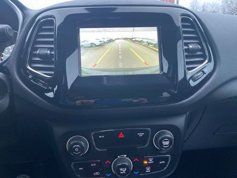 Certified 2019 Jeep Compass Altitude image 31