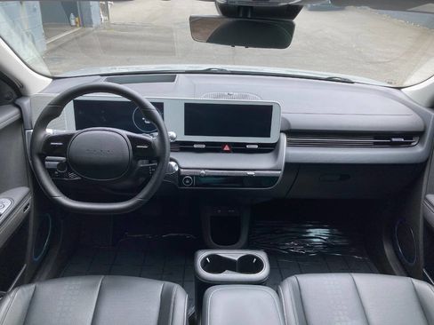 Used 2024 Hyundai Ioniq 5 Limited AWD/4WD image 12