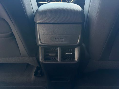 Used 2025 Chevrolet Equinox LT AWD/4WD image 31