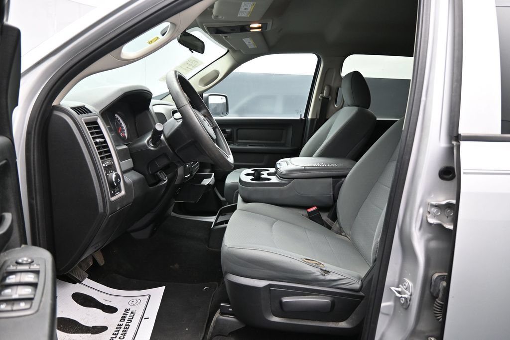 Used 2018 RAM 1500 Express w/ Express Value Package RWD image 9