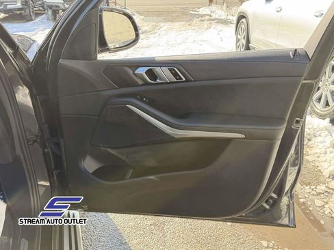 Used 2022 BMW X5 xDrive45e image 15