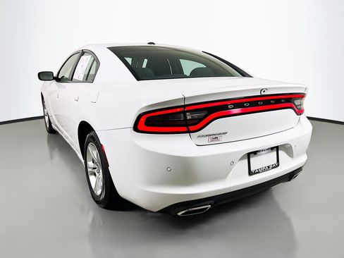 Used 2022 Dodge Charger SXT RWD image 8