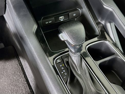 Used 2022 Kia Telluride LX image 13