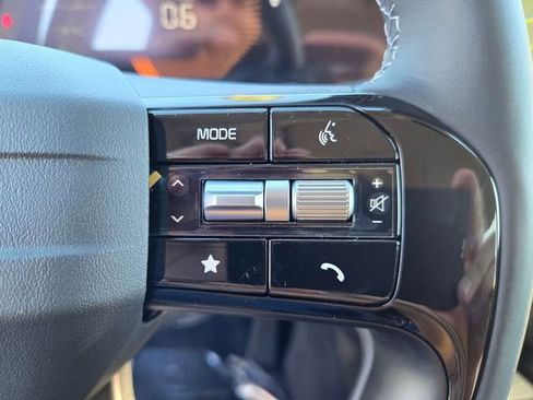 New 2026 Kia Sorento S image 14