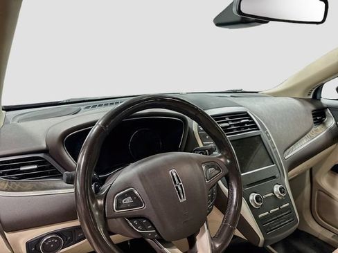 Used 2018 Lincoln MKC Reserve w/ Lincoln MKC Climate Package AWD/4WD image 10