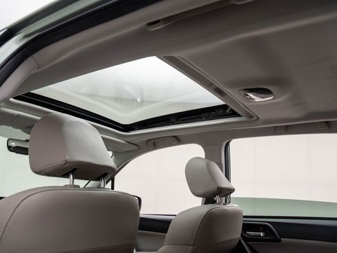 Used 2018 Subaru Forester 2.5i Limited w/ Popular Package #2 image 18