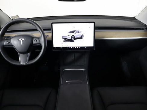 Used 2023 Tesla Model Y AWD image 13