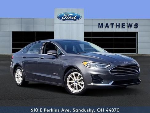 Used 2019 Ford Fusion SEL FWD image 1