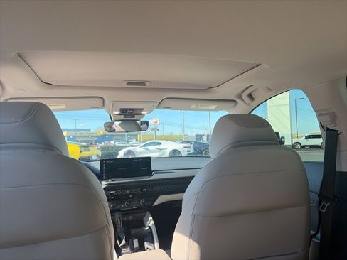 Used 2025 Honda Accord EX-L image 14