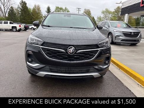 Used 2023 Buick Encore GX Essence w/ Experience Buick Package AWD/4WD image 3