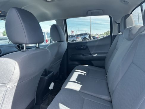 Certified 2022 Toyota Tacoma SR AWD/4WD image 10
