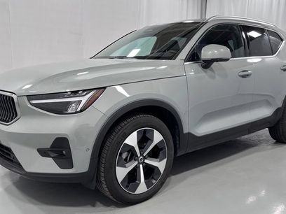 Certified 2025 Volvo XC40 B5 Plus