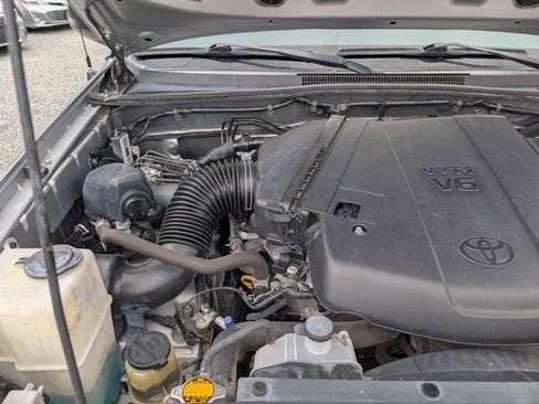 Used 2015 Toyota Tacoma PreRunner w/ SR5 Package RWD image 22
