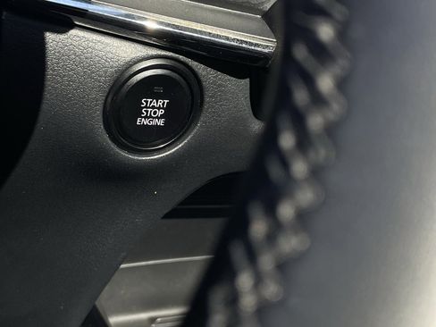 Used 2025 MAZDA CX-30 AWD 2.5 S w/ Preferred Package image 18