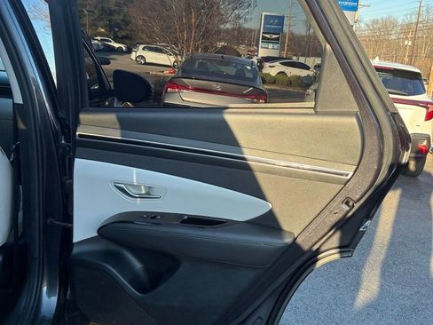 Used 2023 Hyundai Tucson Limited image 46