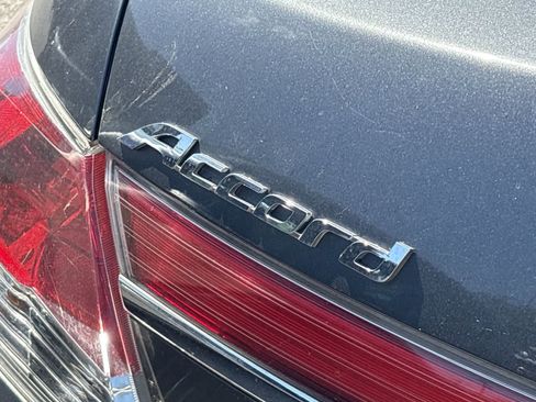 Used 2012 Honda Accord EX image 10