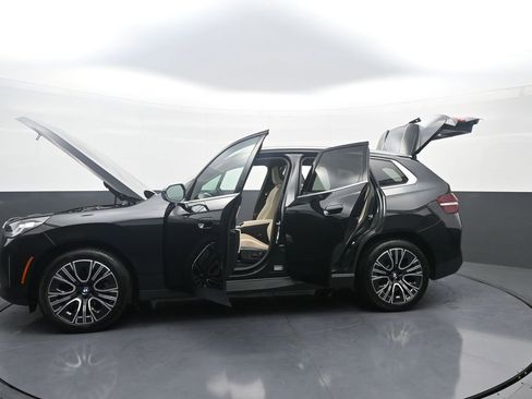 New 2026 BMW X3 xDrive30 w/ Convenience Package AWD/4WD image 39