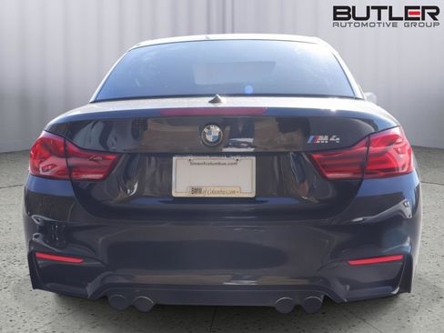 Used 2018 BMW M4 Convertible image 6
