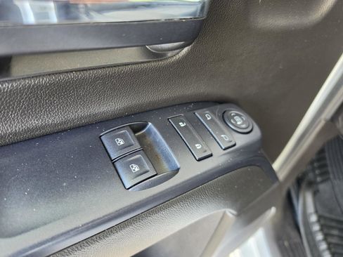 Used 2016 Chevrolet Silverado 1500 W/T w/ WT Convenience Package AWD/4WD image 16