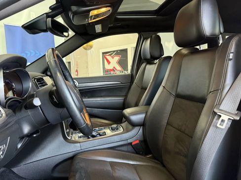 Used 2021 Jeep Grand Cherokee Altitude image 7