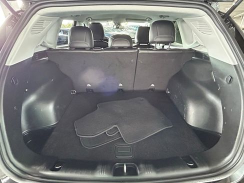 Used 2022 Jeep Compass Limited image 32