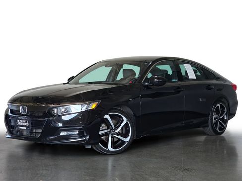 Used 2018 Honda Accord Sport image 1