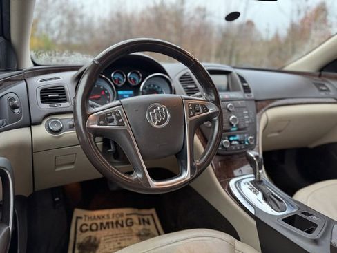 Used 2013 Buick Regal Premium image 22