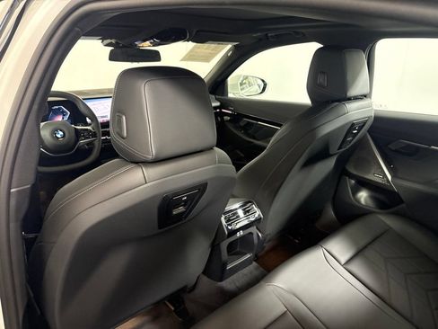 Certified 2024 BMW 530i w/ Premium Package RWD image 30