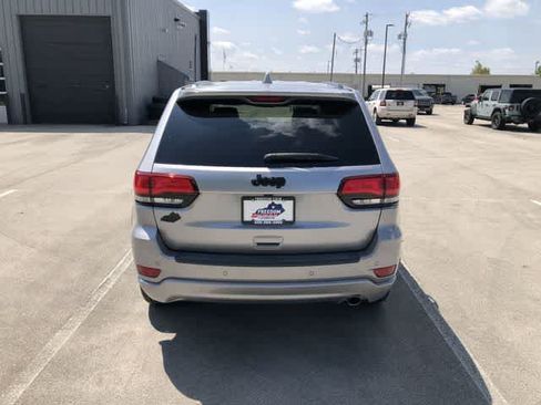 Certified 2021 Jeep Grand Cherokee Laredo X RWD image 5