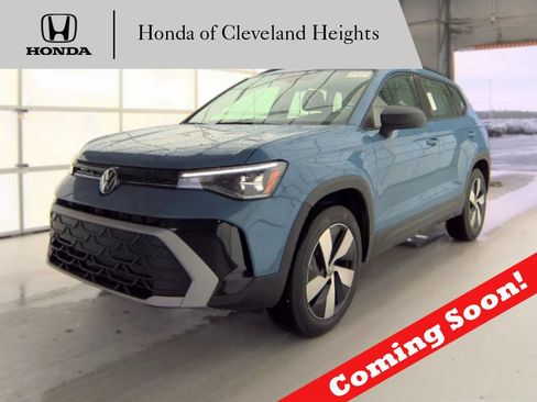 Used 2025 Volkswagen Taos S AWD/4WD image 1