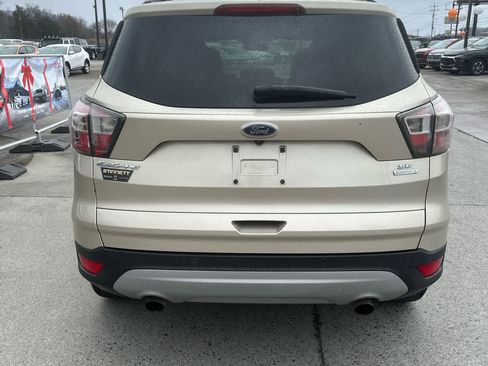 Used 2017 Ford Escape SE w/ SE Leather Comfort Package image 8