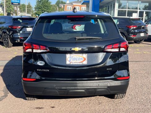 Used 2024 Chevrolet Equinox LS w/ Driver Confidence II Package AWD/4WD image 6