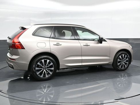 New 2025 Volvo XC60 B5 Core w/ Protection Package Premier image 2