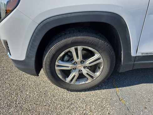 Used 2018 GMC Terrain SLE AWD/4WD image 10