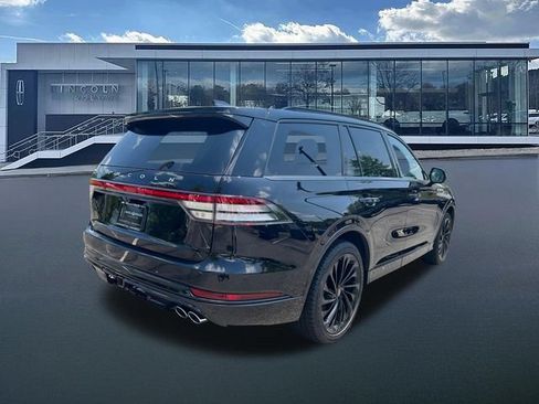 New 2026 Lincoln Aviator Reserve AWD/4WD image 8