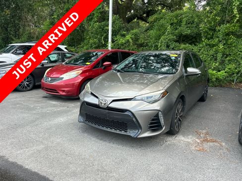 Used 2017 Toyota Corolla SE w/ Carpet Mat Package (TMS) FWD image 1