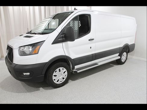 Used 2025 Ford Transit 250 Low Roof w/ Exterior Upgrade Package RWD image 3