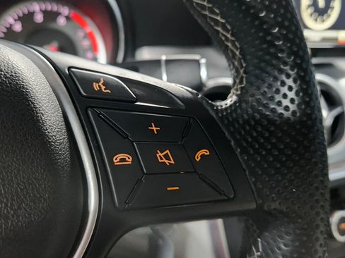 Used 2014 Mercedes-Benz CLA 250 4MATIC image 27