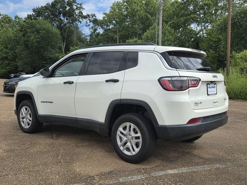 Used 2021 Jeep Compass Sport AWD/4WD image 5