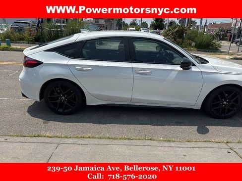 Used 2023 Honda Civic Sport image 6